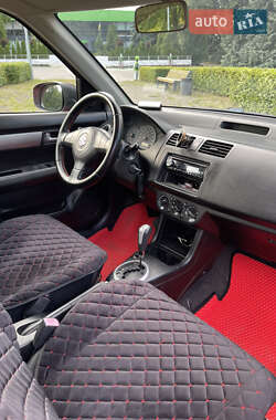 Хэтчбек Suzuki Swift 2006 в 
