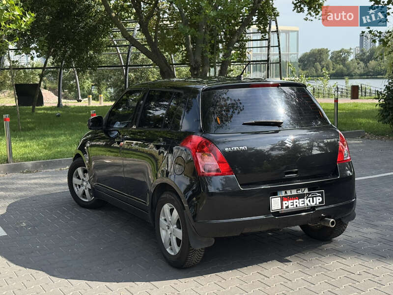 Хэтчбек Suzuki Swift 2008 в Киеве