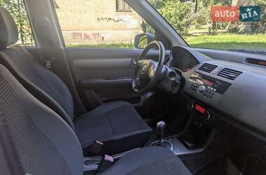 Хэтчбек Suzuki Swift 2007 в 