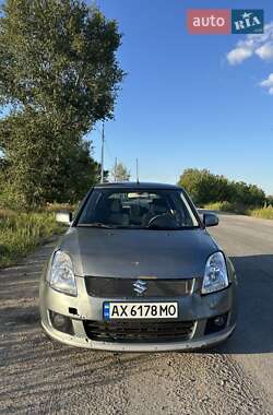 Хэтчбек Suzuki Swift 2008 в 