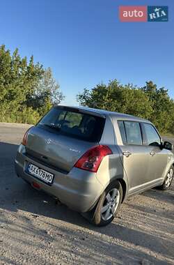Хэтчбек Suzuki Swift 2008 в 