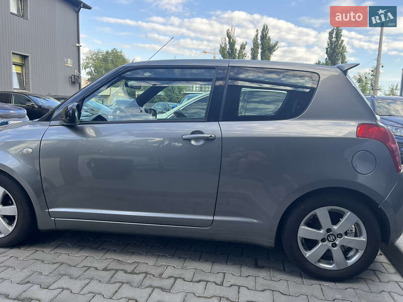 Хэтчбек Suzuki Swift 2008 в Киеве
