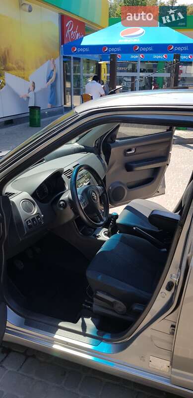 Хэтчбек Suzuki Swift 2008 в Киеве