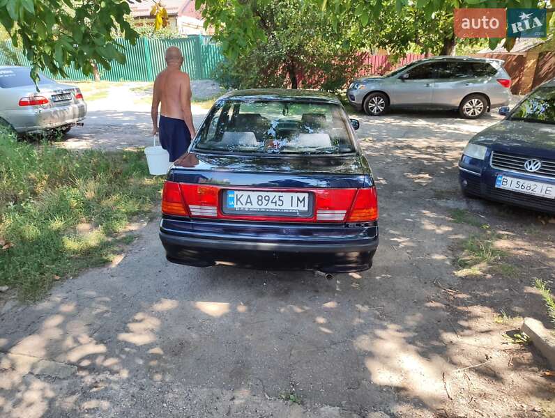 Седан Suzuki Swift 1993 в Полтаві