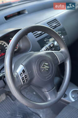 Хэтчбек Suzuki Swift 2008 в 