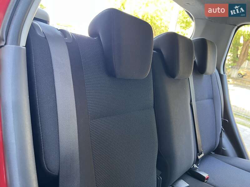 Хэтчбек Suzuki Swift 2007 в 