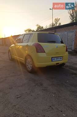 Хетчбек Suzuki Swift 2005 в 