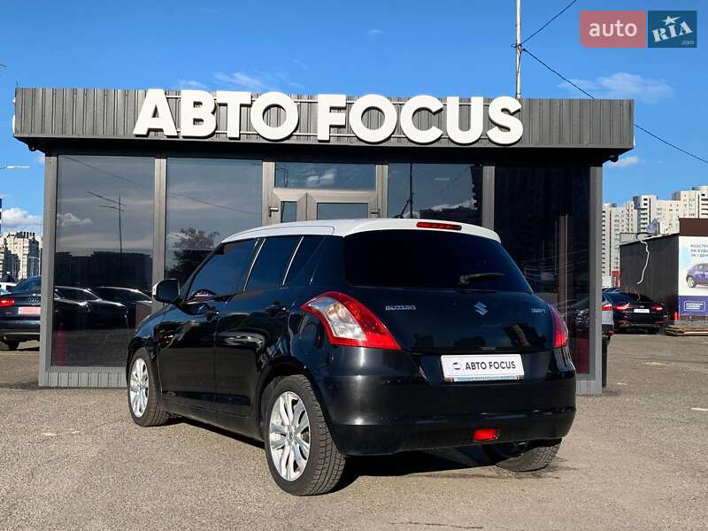 Хэтчбек Suzuki Swift 2016 в Киеве