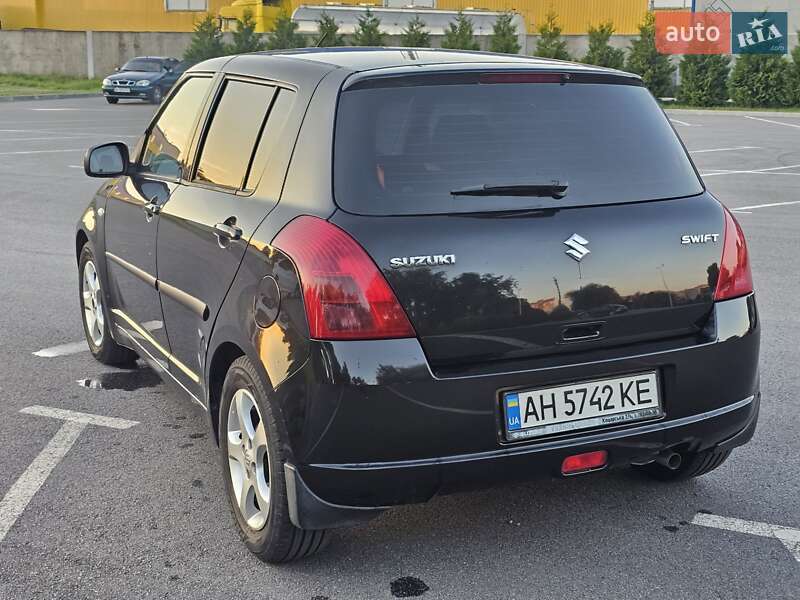 Хетчбек Suzuki Swift 2007 в Вінниці