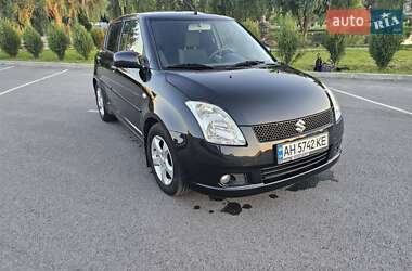 Хэтчбек Suzuki Swift 2007 в 