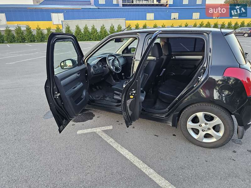 Хетчбек Suzuki Swift 2007 в Вінниці