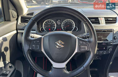 Хетчбек Suzuki Swift 2013 в 
