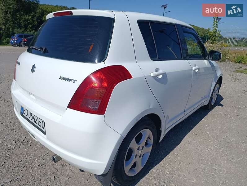 Хэтчбек Suzuki Swift 2007 в Тернополе