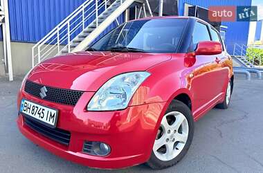 Хэтчбек Suzuki Swift 2006 в 