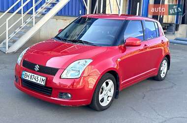 Хэтчбек Suzuki Swift 2006 в 