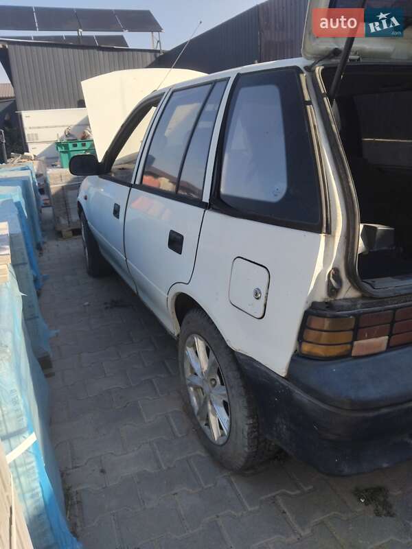 Хэтчбек Suzuki Swift 1994 в Одессе фото 5 Хэтчбек Suzuki Swift 1994 в Одессе