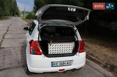 Хэтчбек Suzuki Swift 2009 в 