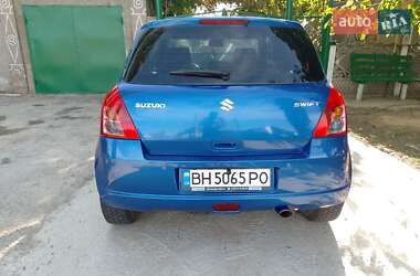 Хетчбек Suzuki Swift 2008 в 