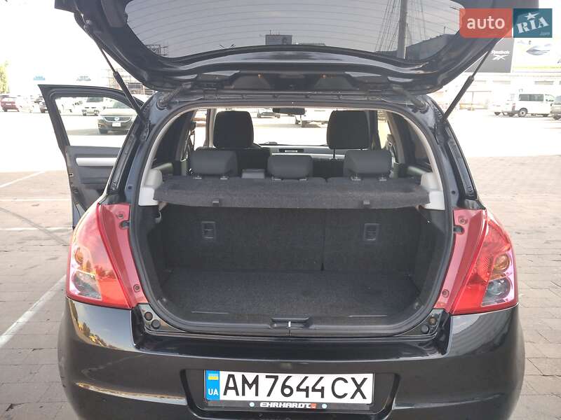 Хэтчбек Suzuki Swift 2009 в Житомире