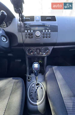 Хэтчбек Suzuki Swift 2008 в 