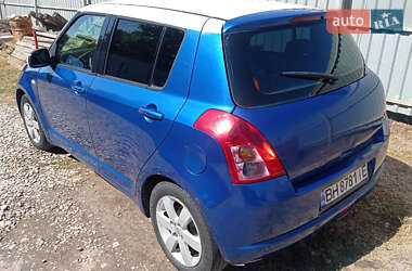 Хэтчбек Suzuki Swift 2008 в 