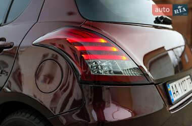 Хетчбек Suzuki Swift 2011 в 