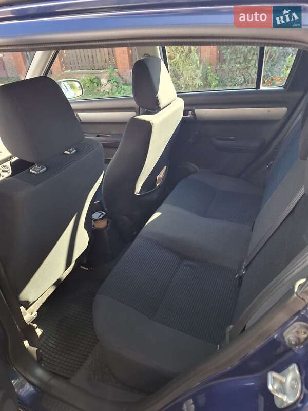 Хэтчбек Suzuki Swift 2008 в Фастове фото 4 Хэтчбек Suzuki Swift 2008 в Фастове