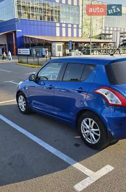 Хэтчбек Suzuki Swift 2011 в 
