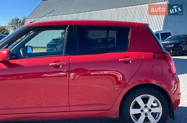 Хетчбек Suzuki Swift 2010 в 