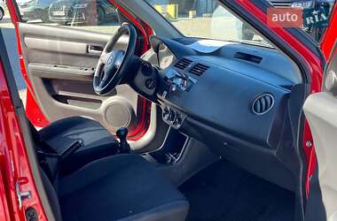 Хетчбек Suzuki Swift 2010 в 