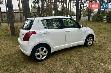 Хэтчбек Suzuki Swift 2008 в 
