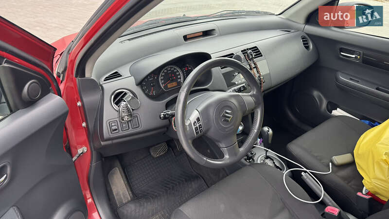 Хэтчбек Suzuki Swift 2007 в Киеве