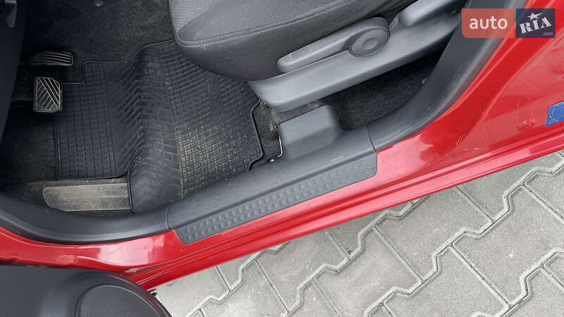 Хэтчбек Suzuki Swift 2007 в Киеве