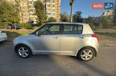 Хетчбек Suzuki Swift 2006 в 
