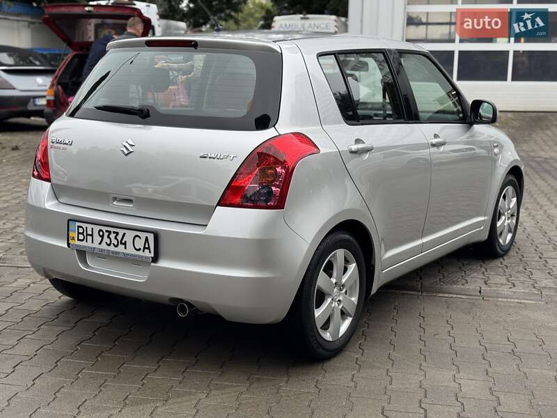 Хетчбек Suzuki Swift 2008 в Одесі