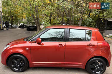 Хэтчбек Suzuki Swift 2007 в Киеве Хэтчбек Suzuki Swift 2007 в Киеве