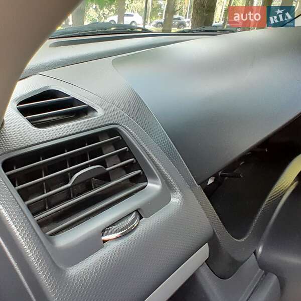 Хэтчбек Suzuki Swift 2012 в Броварах