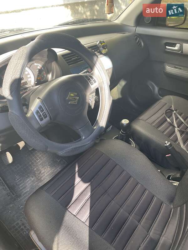 Хетчбек Suzuki Swift 2007 в Львові