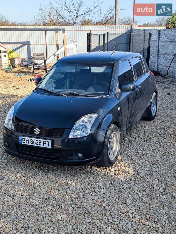 Хетчбек Suzuki Swift 2007 в Одесі фото 5 Хетчбек Suzuki Swift 2007 в Одесі