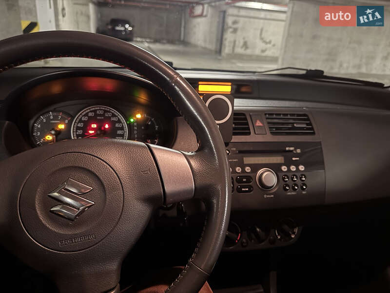 Хетчбек Suzuki Swift 2008 в Києві фото 10 Хетчбек Suzuki Swift 2008 в Києві