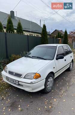Хетчбек Suzuki Swift 2001 в Володимирі