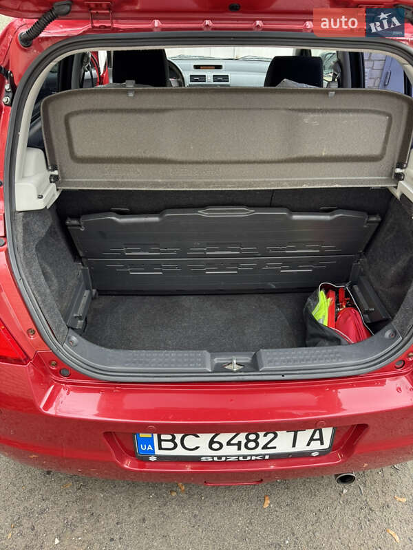 Хетчбек Suzuki Swift 2007 в Львові