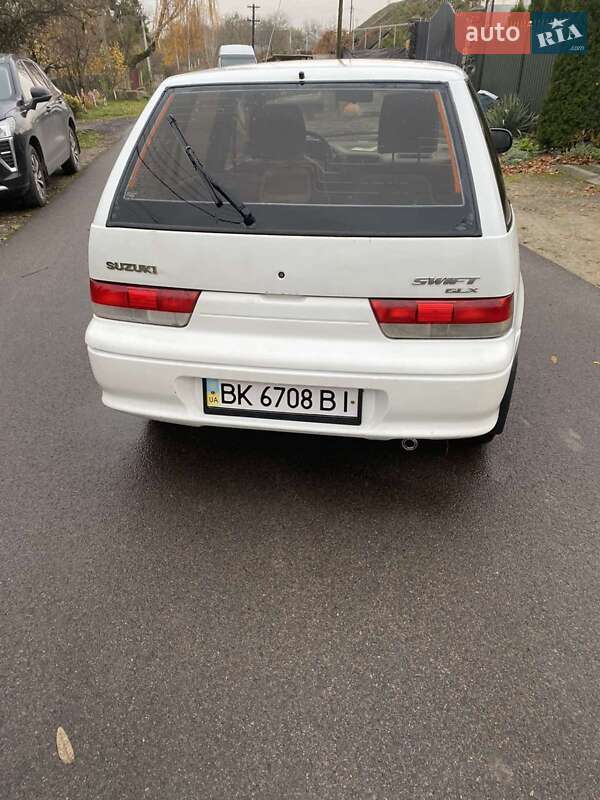 Хэтчбек Suzuki Swift 2001 в Владимире фото 9 Хэтчбек Suzuki Swift 2001 в Владимире