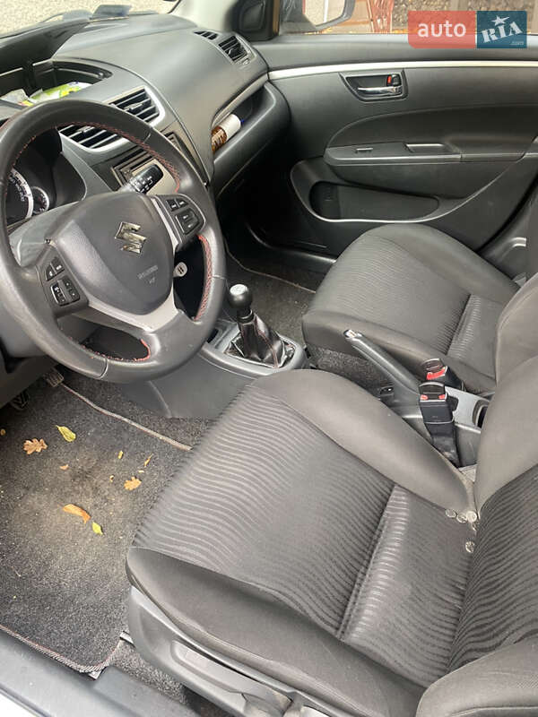 Хетчбек Suzuki Swift 2014 в Одесі