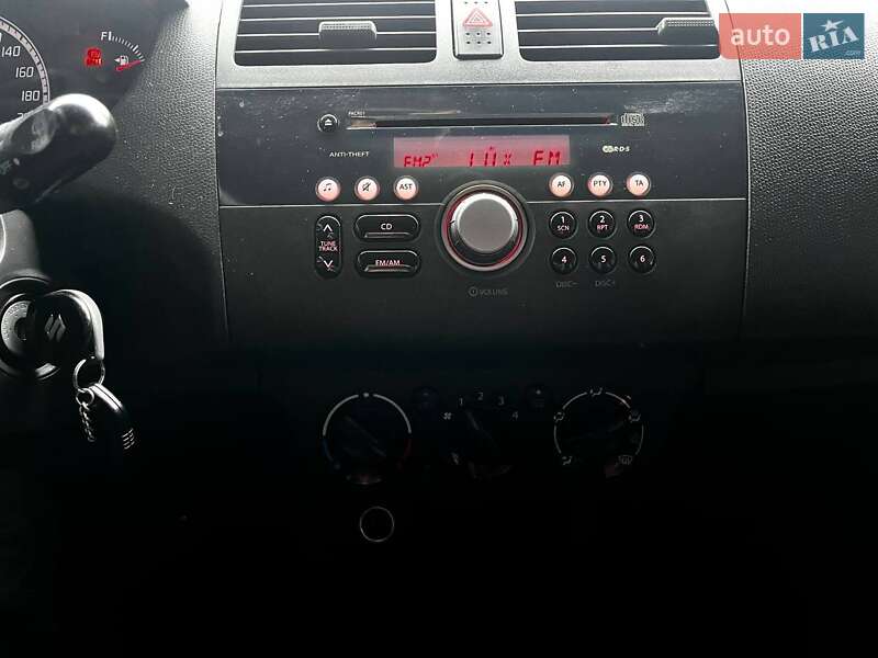 Хетчбек Suzuki Swift 2006 в Дніпрі фото 20 Хетчбек Suzuki Swift 2006 в Дніпрі