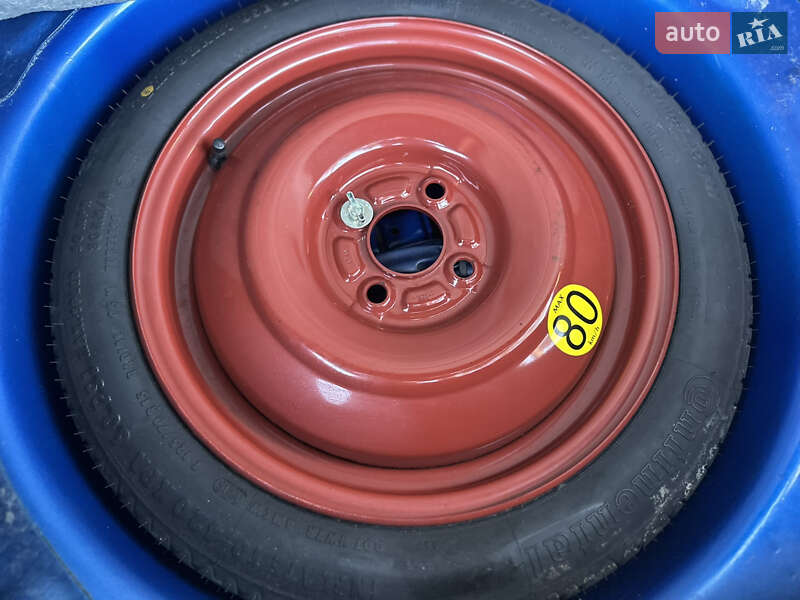 Хетчбек Suzuki Swift 2006 в Старокостянтинові