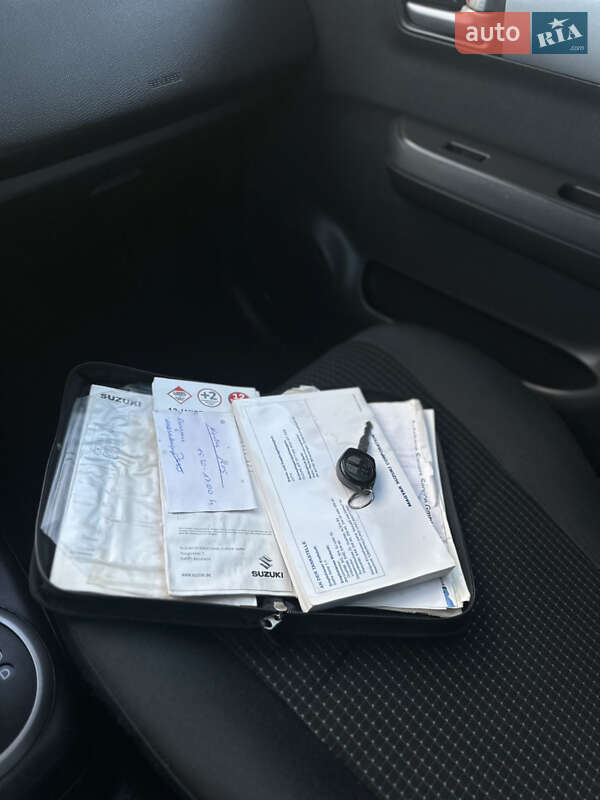 Хетчбек Suzuki Swift 2006 в Старокостянтинові