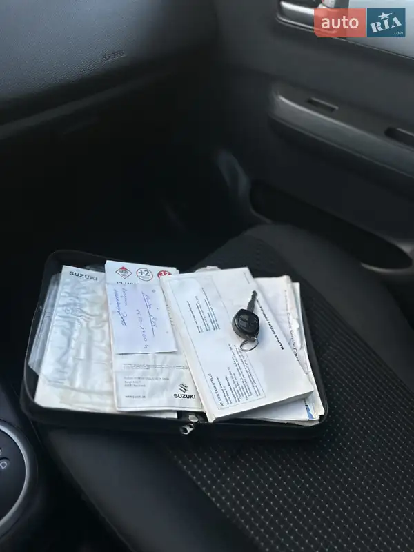 Хетчбек Suzuki Swift 2006 в Старокостянтинові документ