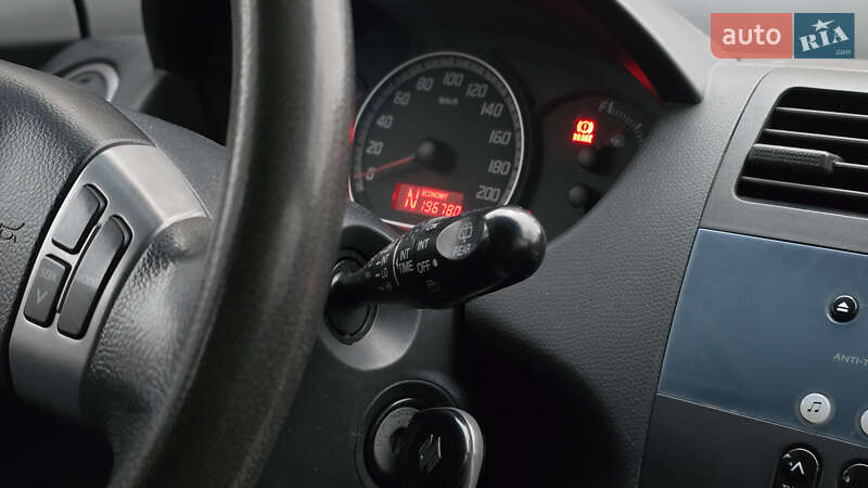 Хетчбек Suzuki Swift 2005 в Львові фото 19 Хетчбек Suzuki Swift 2005 в Львові