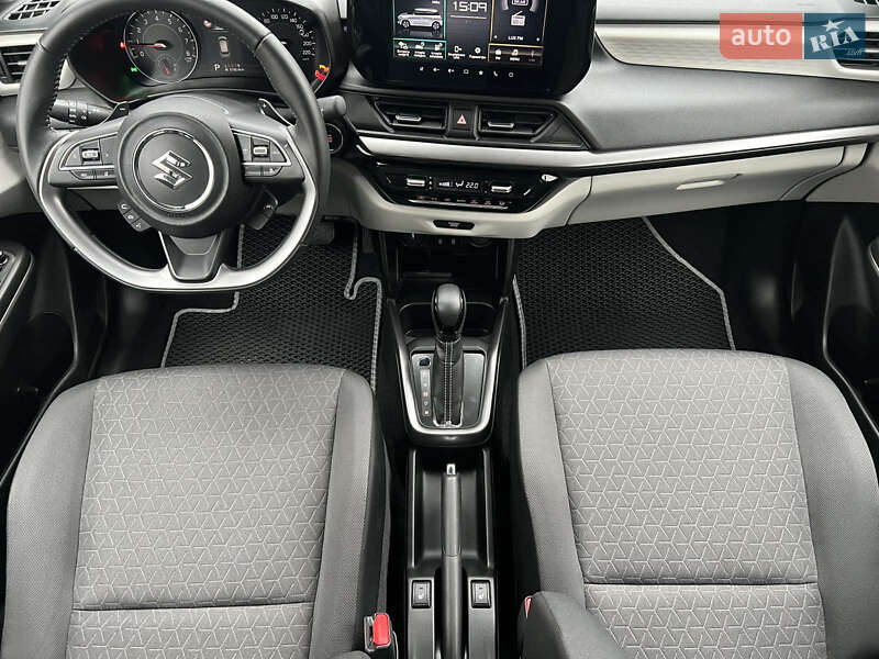 Хэтчбек Suzuki Swift 2024 в Виннице